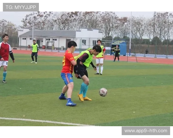 法国以足球教育为核心提升学生体育素养与团队协作能力 法国以足球教育为核心提升学生体育素养与团队协作能力