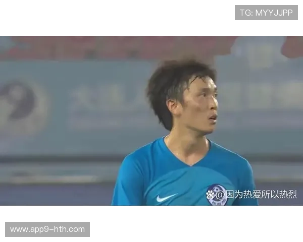 老将王燊超退役影响:36岁右后卫离开后,海港如何填补经验空缺 老将王燊超退役影响:36岁右后卫离开后,海港如何填补经验空缺